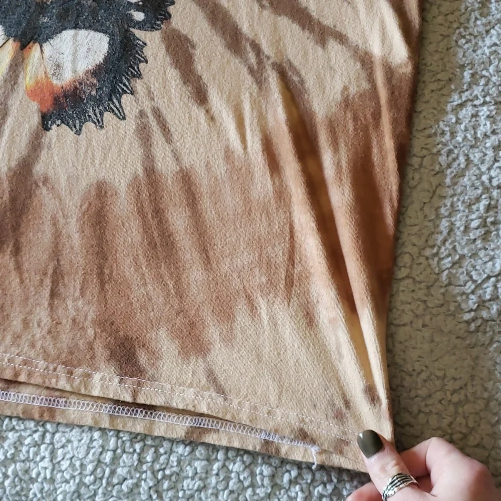 UO "Far Out" Butterfly Oversized Short Sleeve T-shirt - Picture 3 of 6